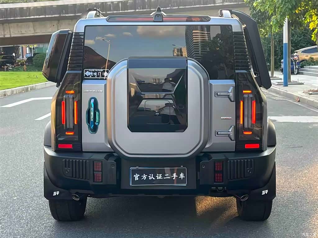 Jetour Traveller, 2023 9