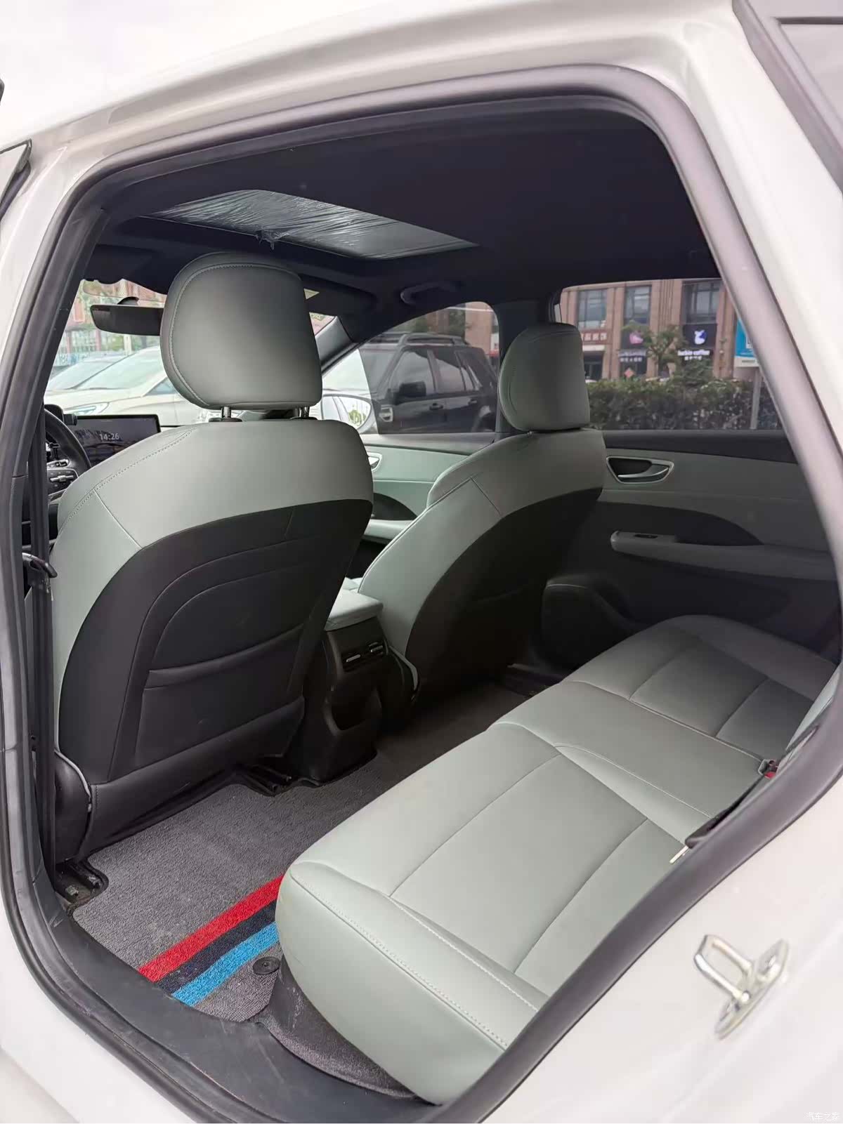 Roewe D6, 2025 7