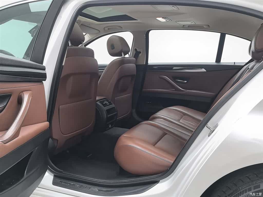 BMW 5 Series, 2015 15