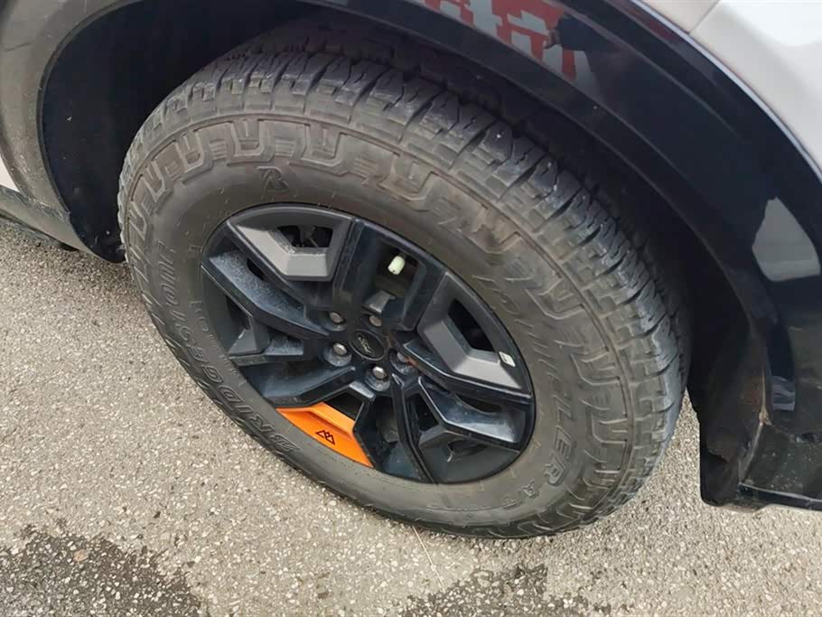Ford Explorer Ford Explorer