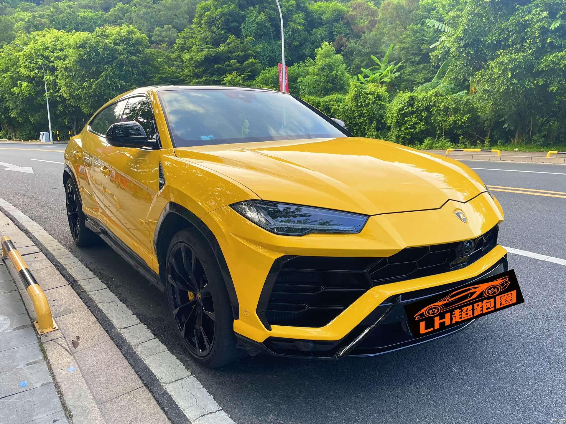 Lamborghini Urus, 2022 3