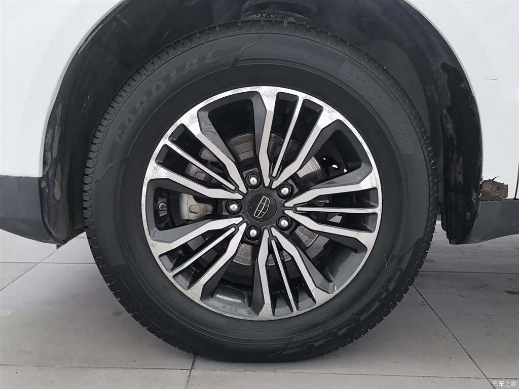 Geely X6, 2017 17