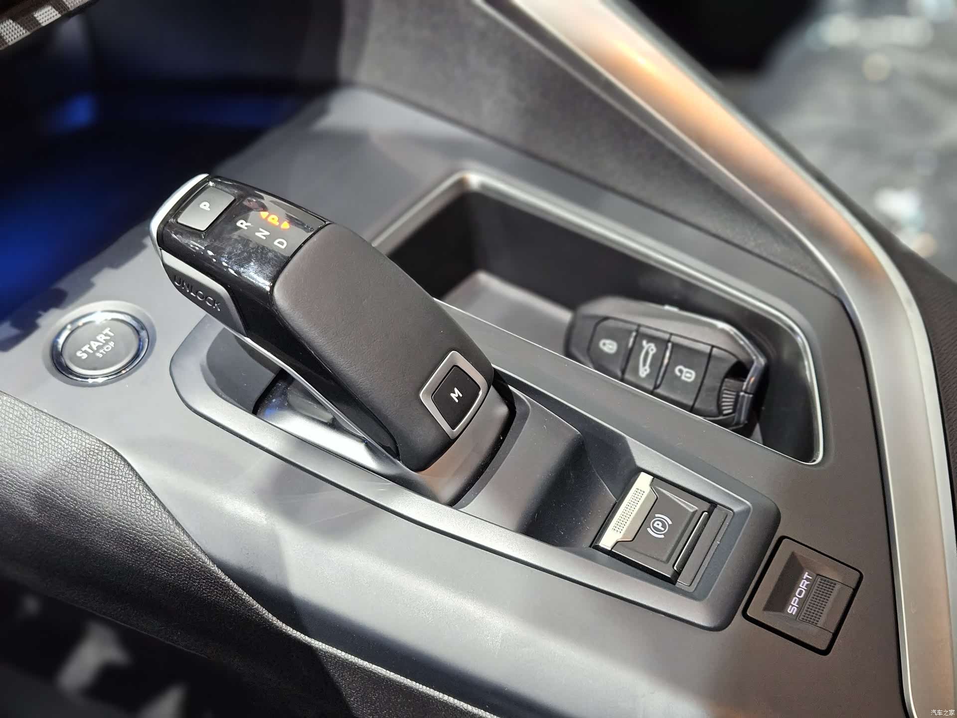 Peugeot 4008, 1900 17