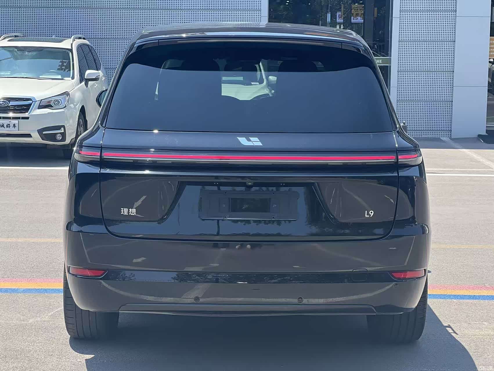 Li Auto L9, 2023 11