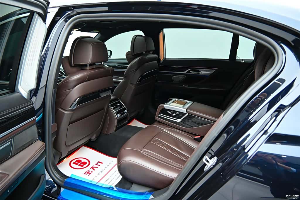 BMW 7 Series, 2021 13