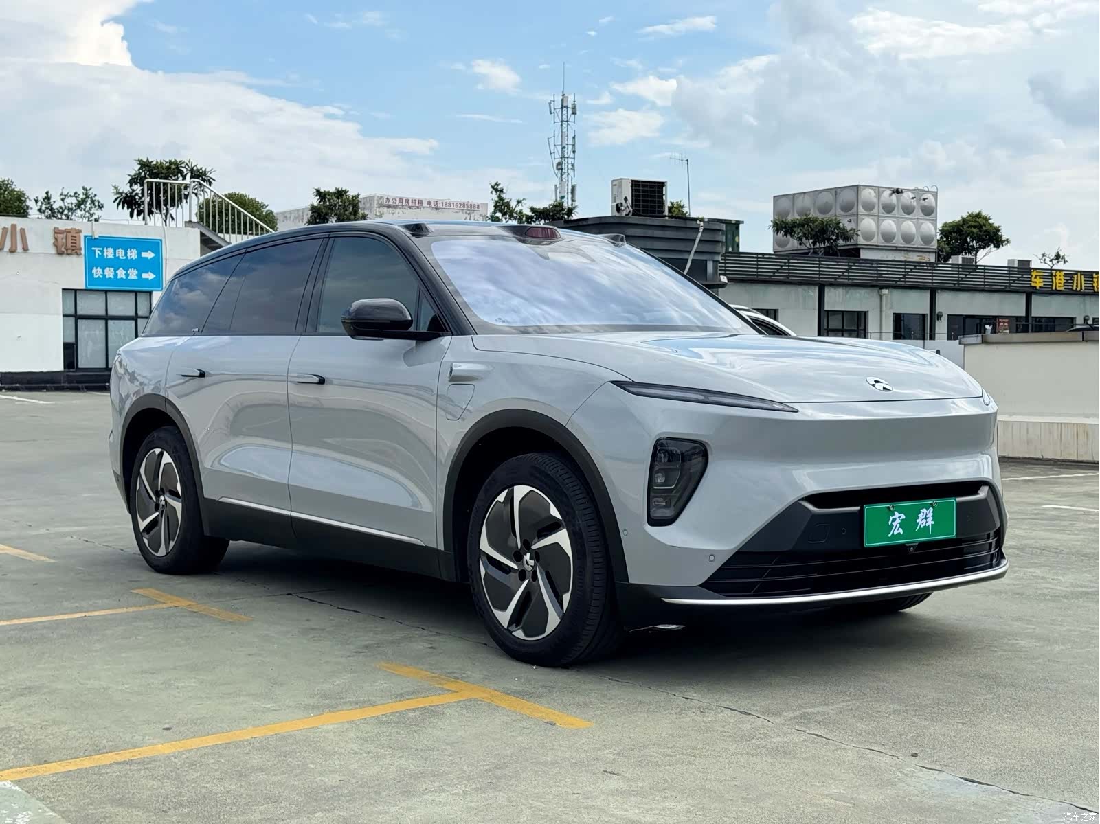 NIO ES8, 2023 3