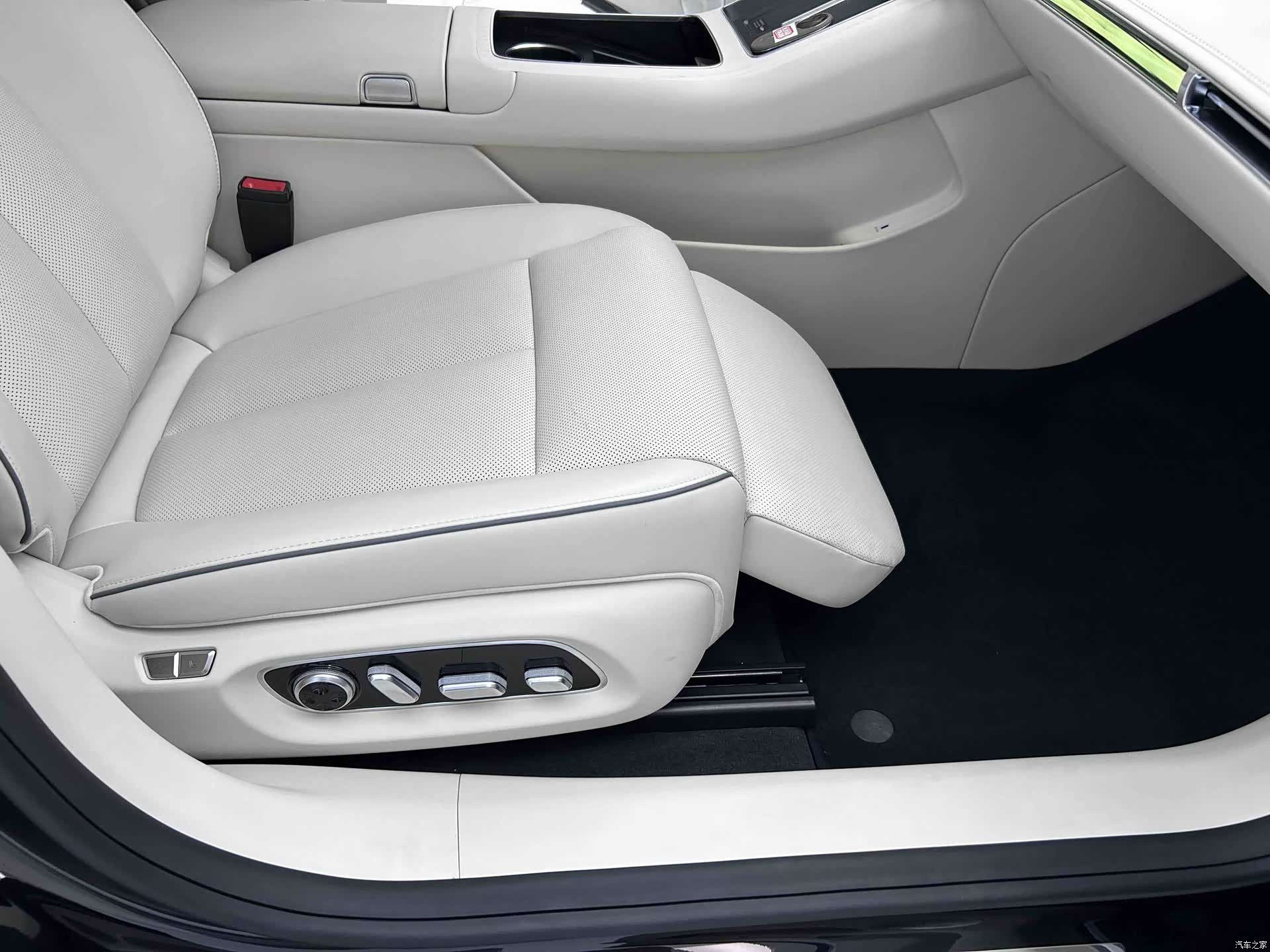 Stelato S9, 2025 10