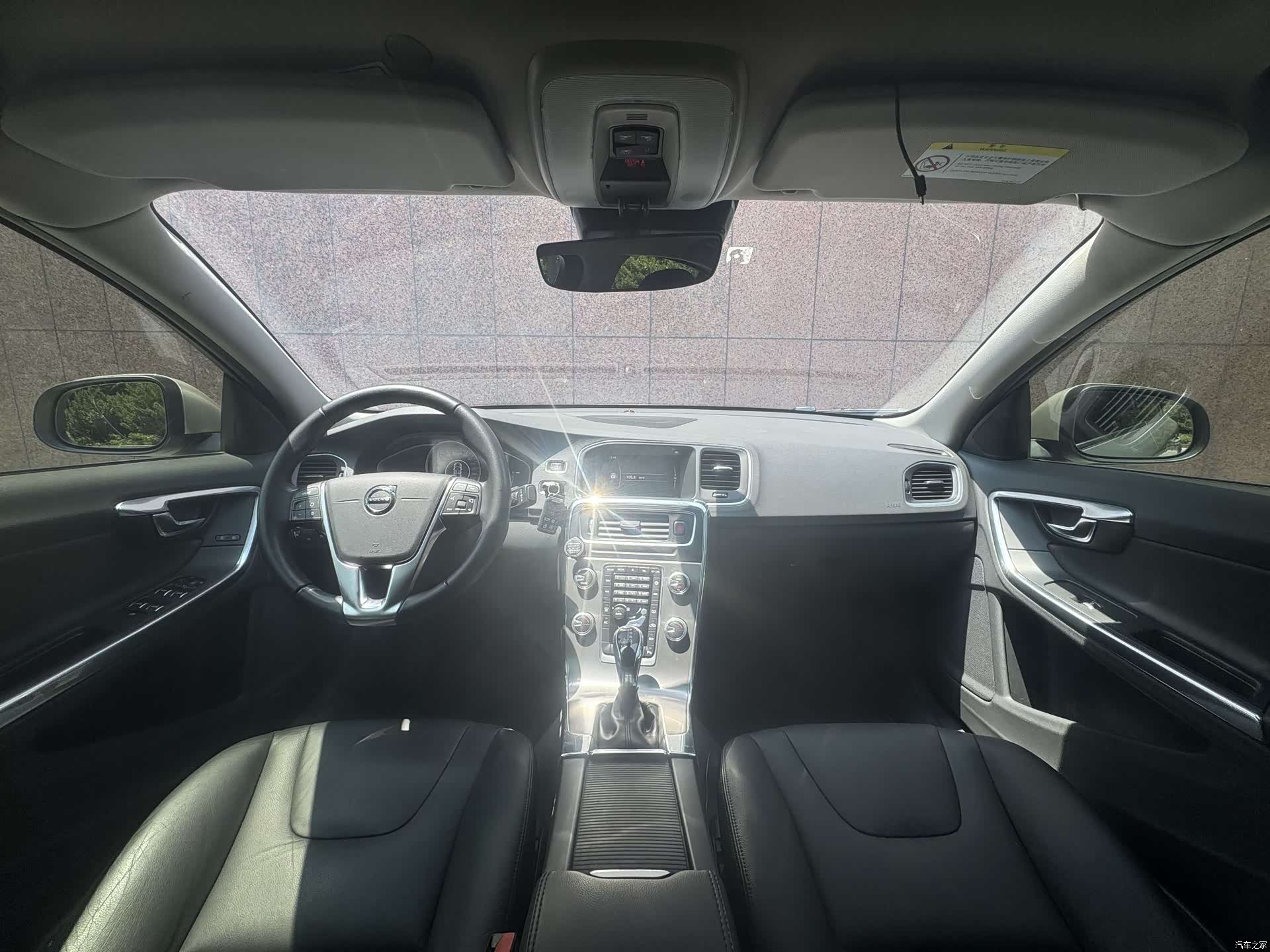 Volvo S60, 2019 10