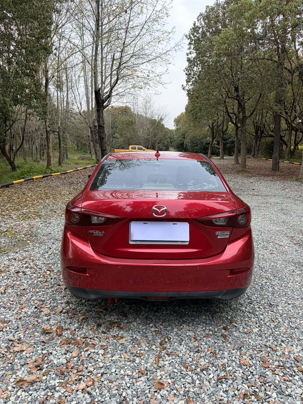 Mazda Mazda3, 2015 23