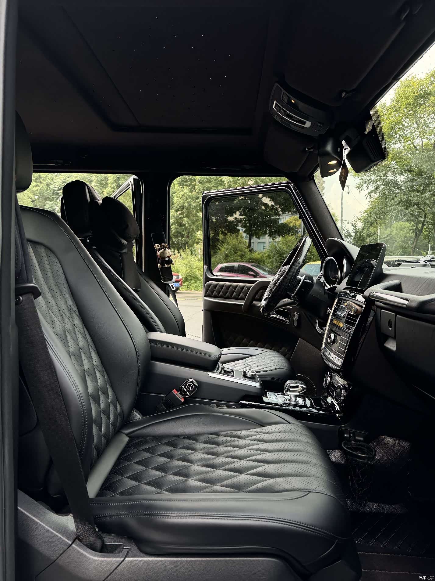 Mercedes-Benz G-Class, 2015 8