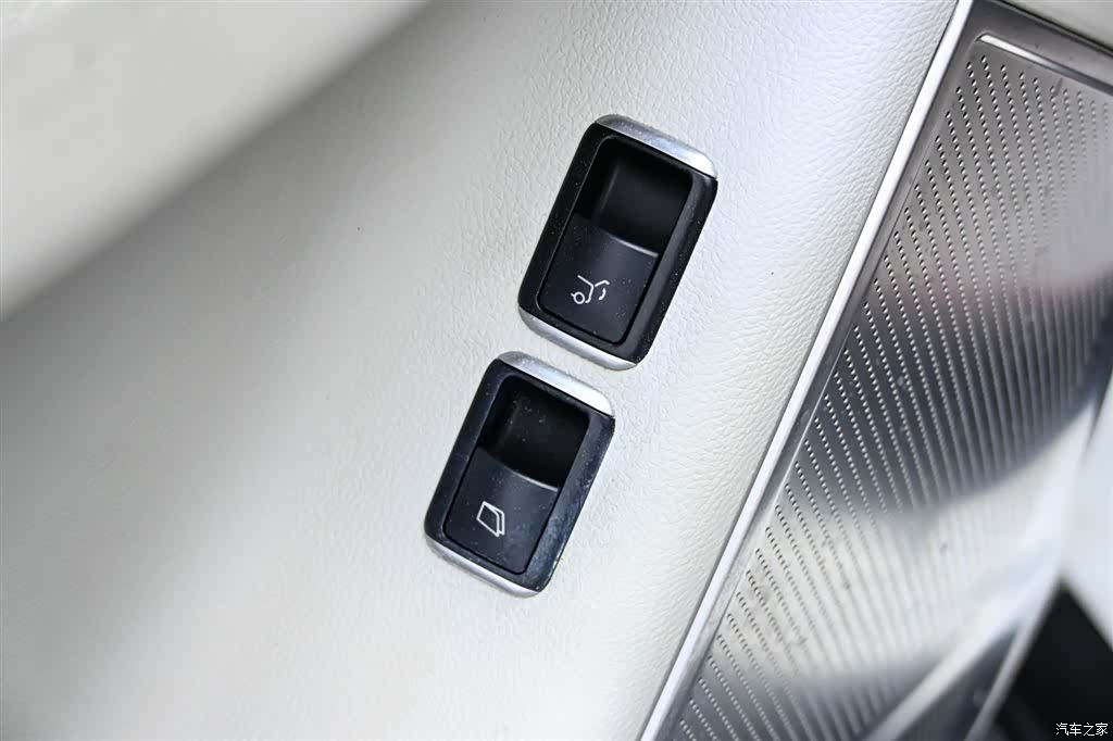 Mercedes-Benz GL-Class, 2015 22