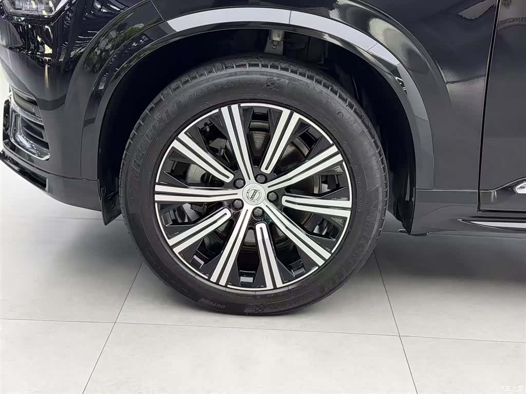 Volvo XC90, 2022 32