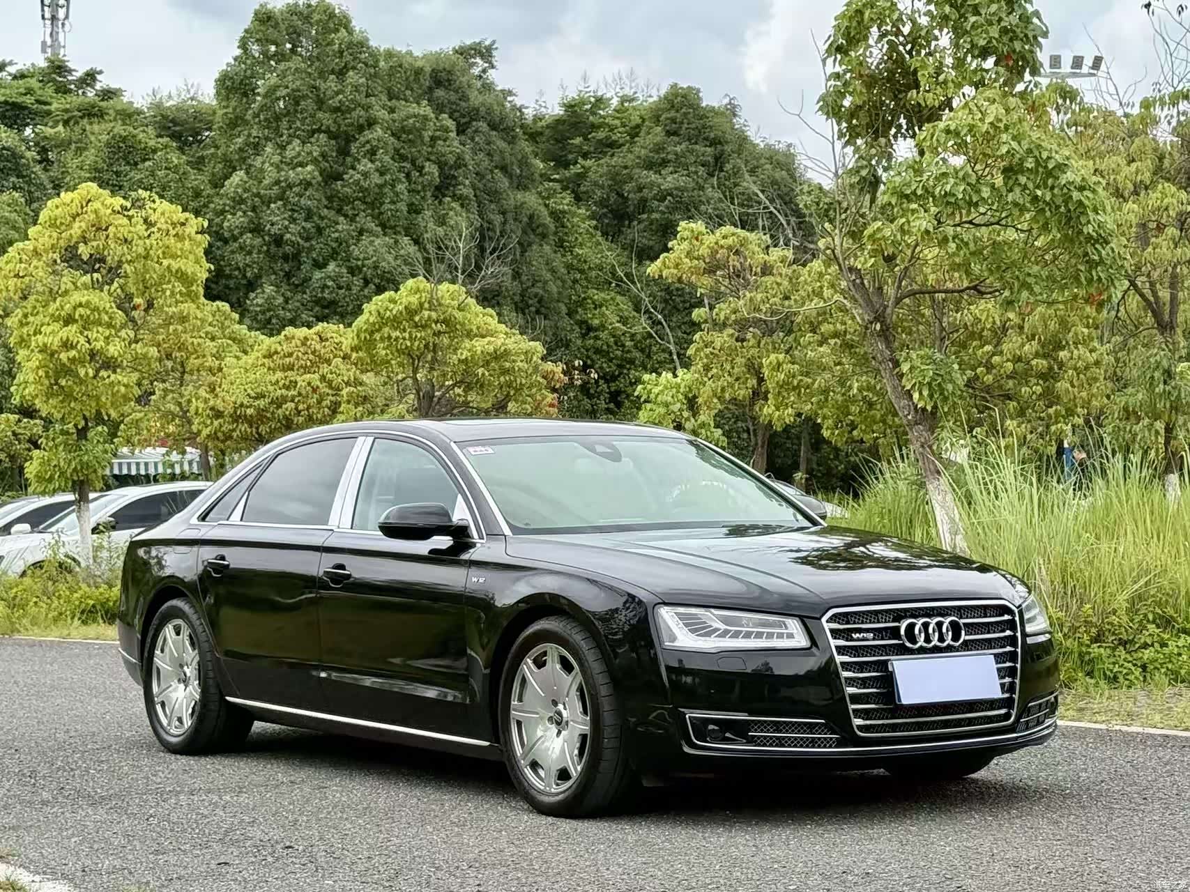 Audi A8L, 2013 3