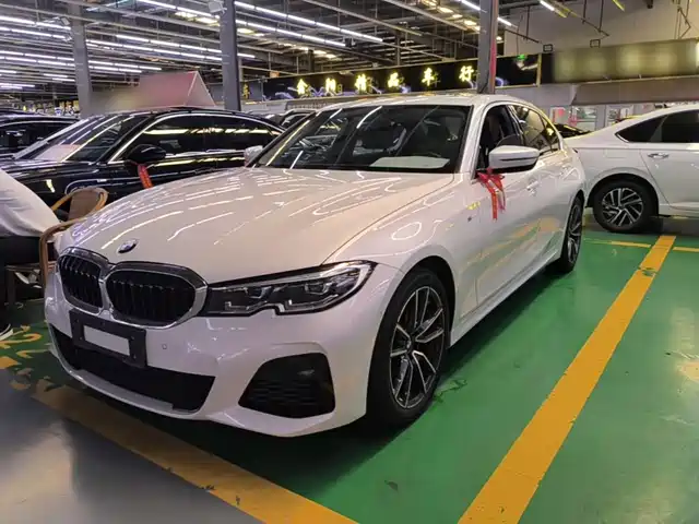 BMW 3 Series 2021 — купить из Китая под заказ