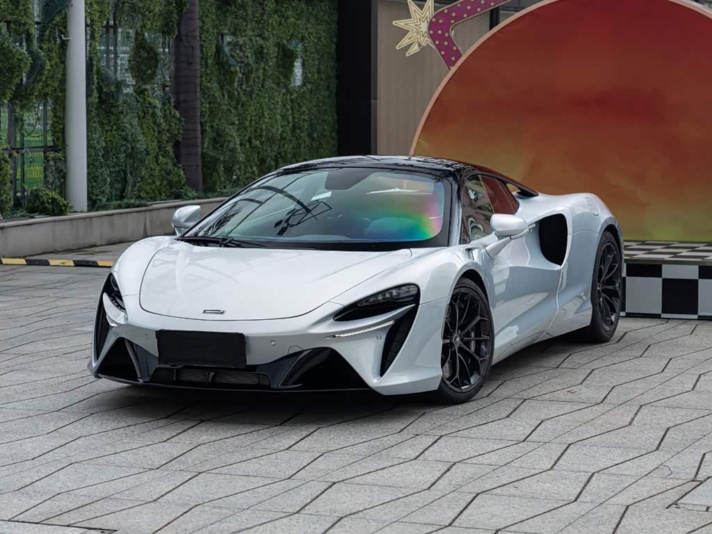 McLaren Artura