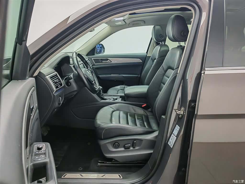 Volkswagen Teramont, 2018 10