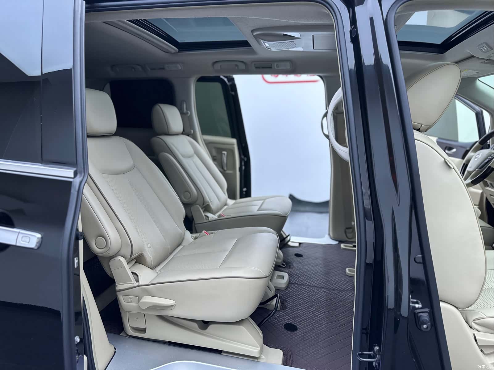 Nissan SL, 2017 24