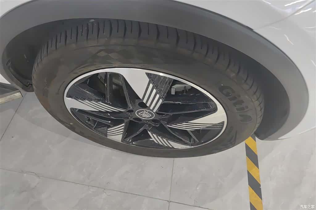 BYD Tang, 2023 6