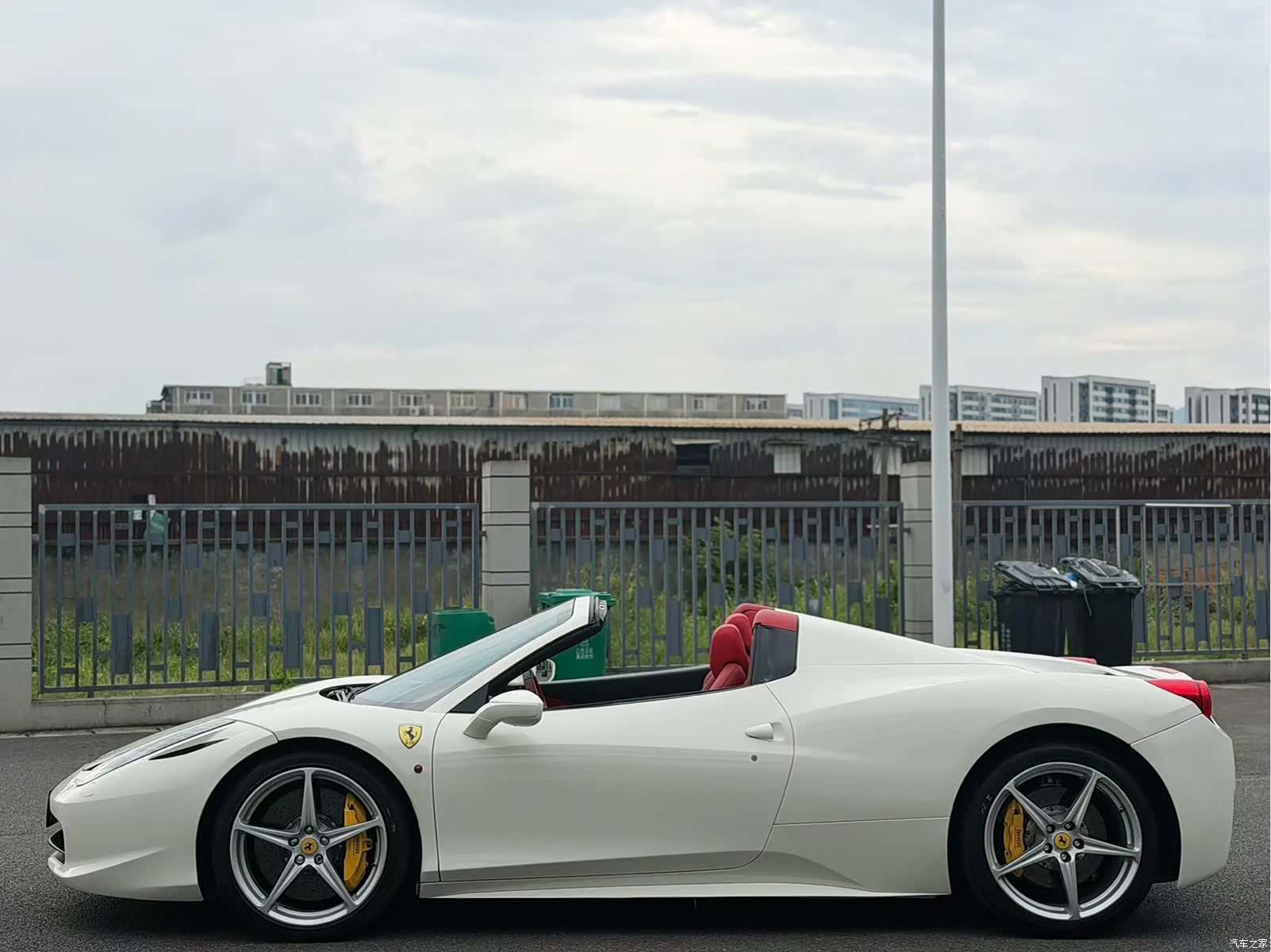 Ferrari 458, 2012 4