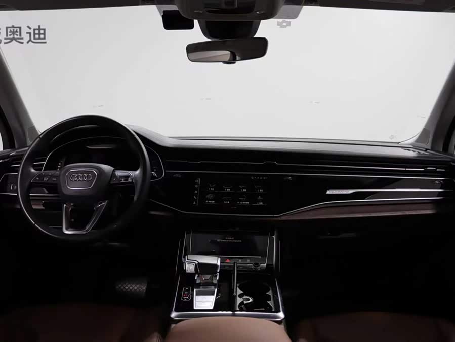 Audi Q7 2023, фото 9