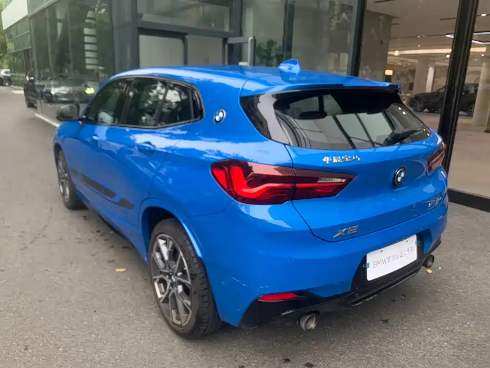 BMW X2