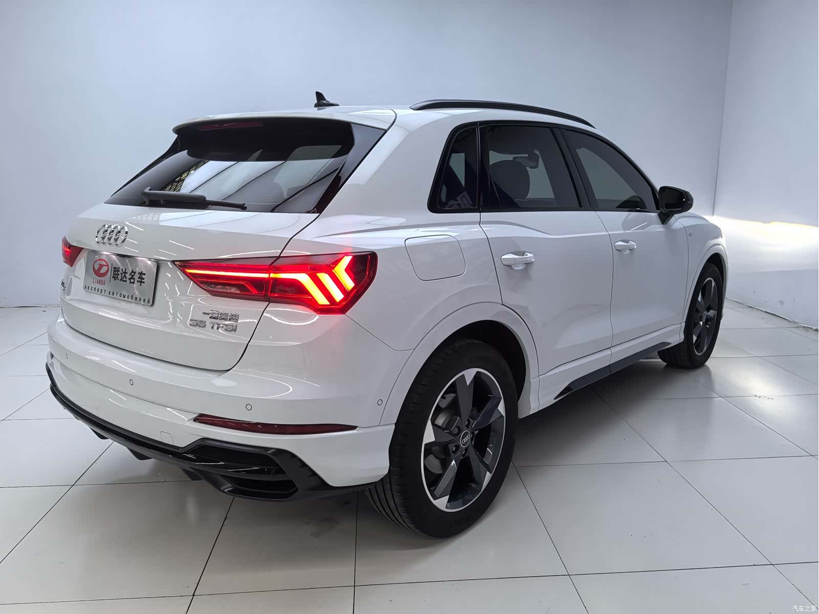 Audi Q3, 2022 23