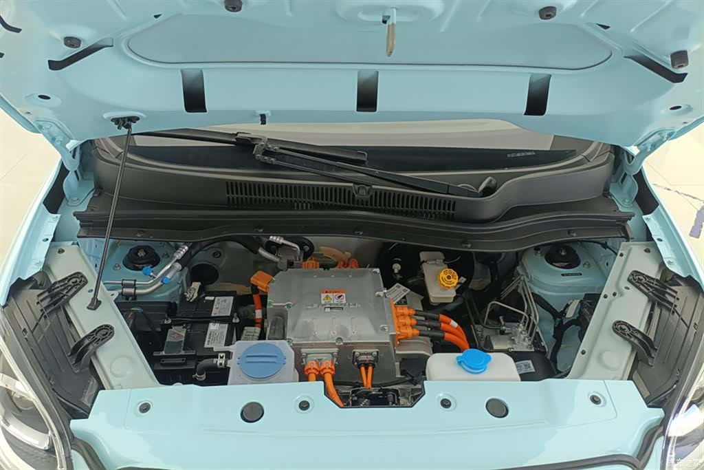 Leapmotor T03, 2025 10