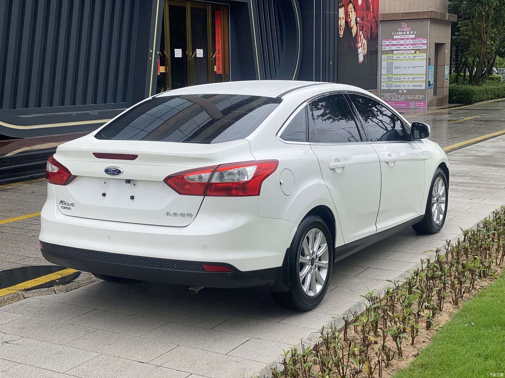 Ford Focus, 2014 4
