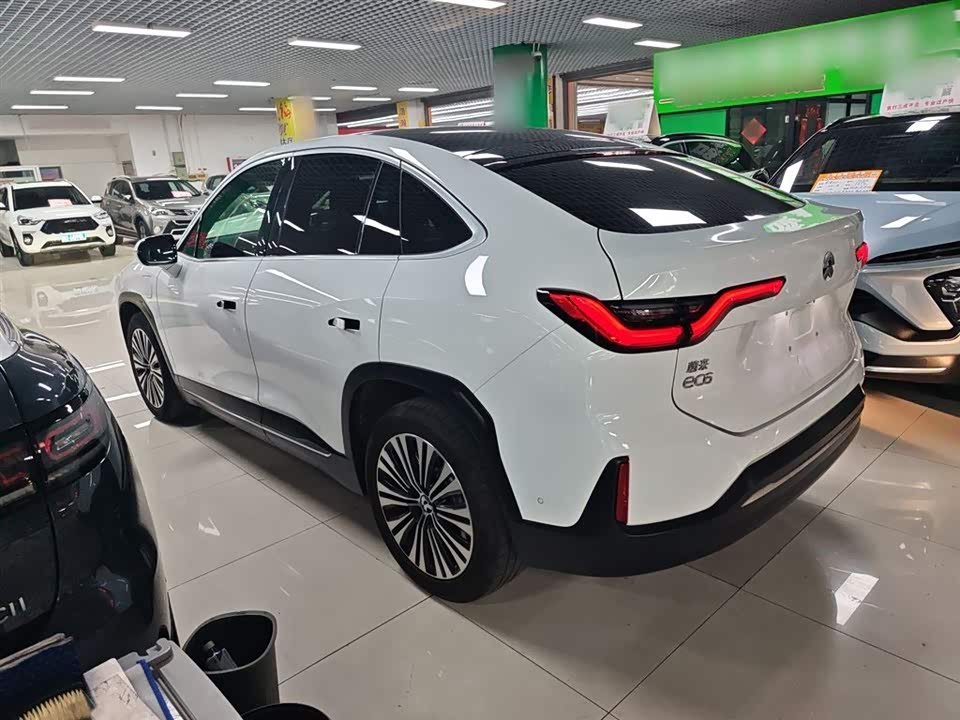 NIO EC6