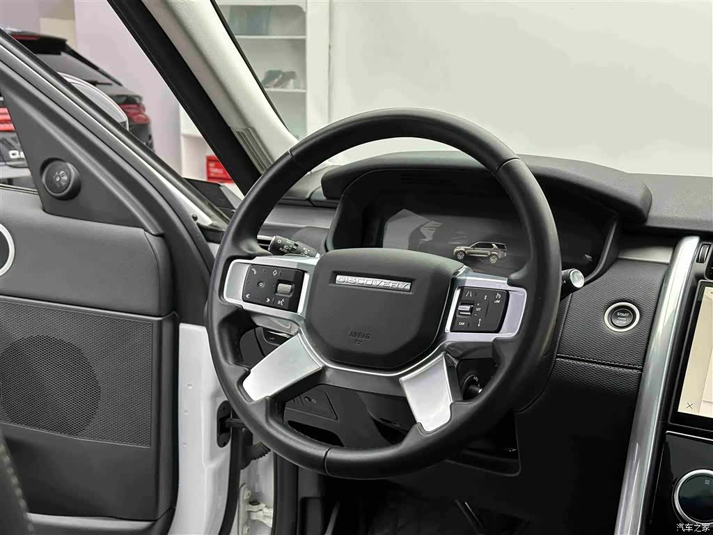 Land Rover Discovery, 2025 10