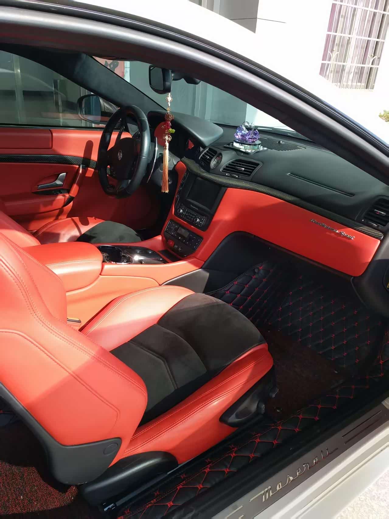 Maserati GranTurismo, 2017 все фото