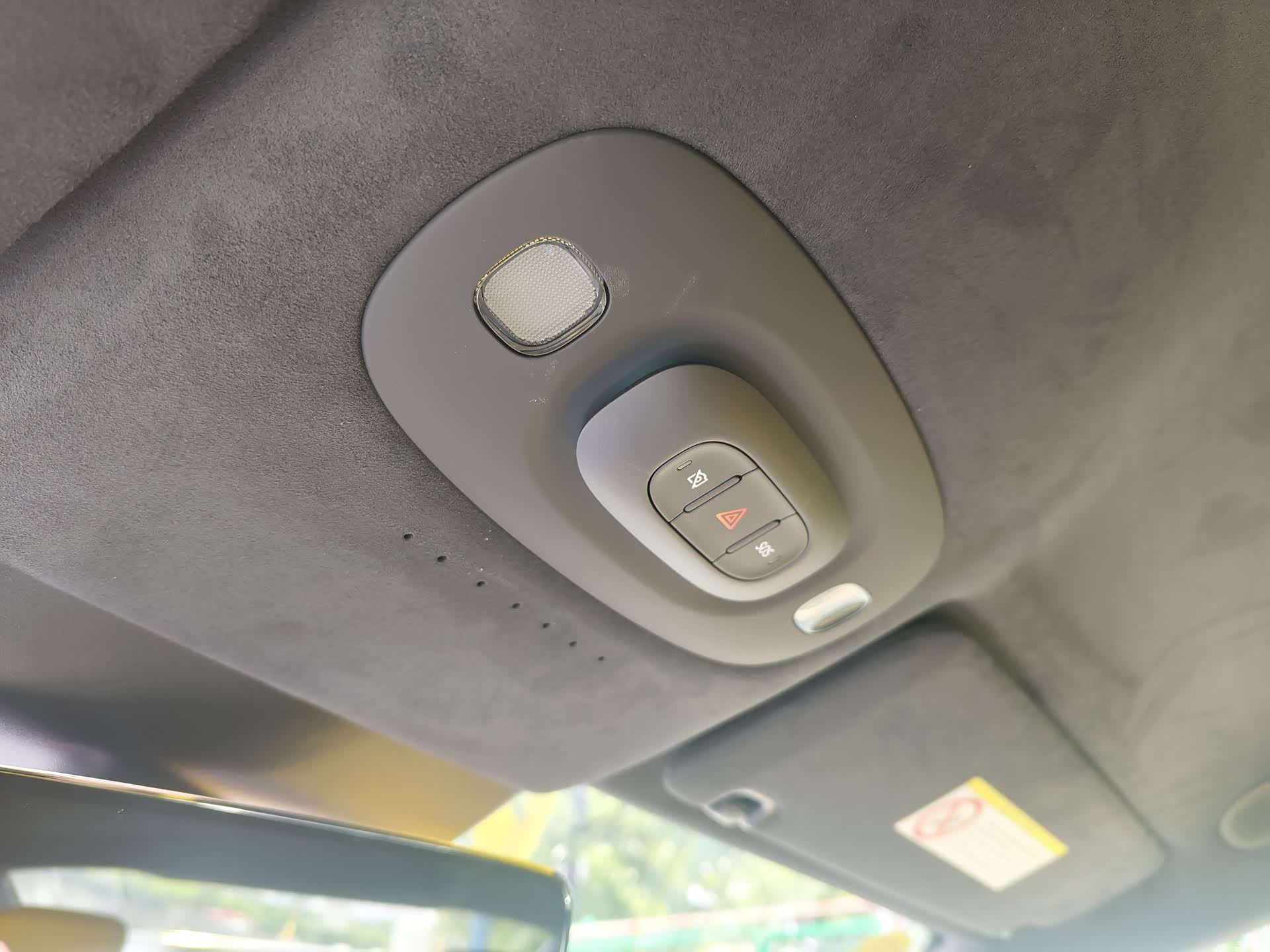 Xiaomi SU7, 2025 15