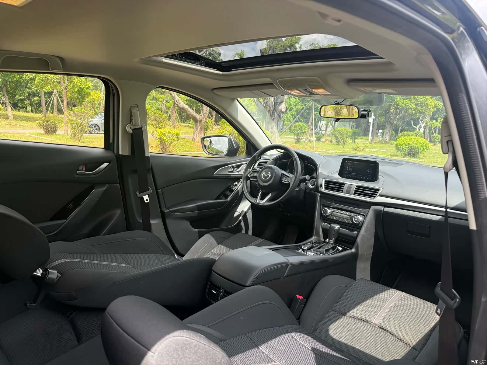 Mazda Mazda3, 2019 8