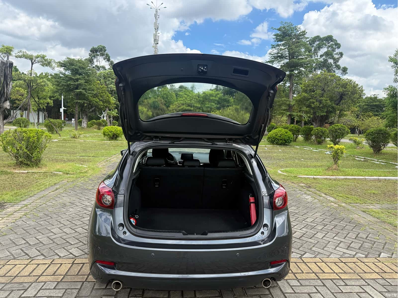 Mazda Mazda3, 2019 16
