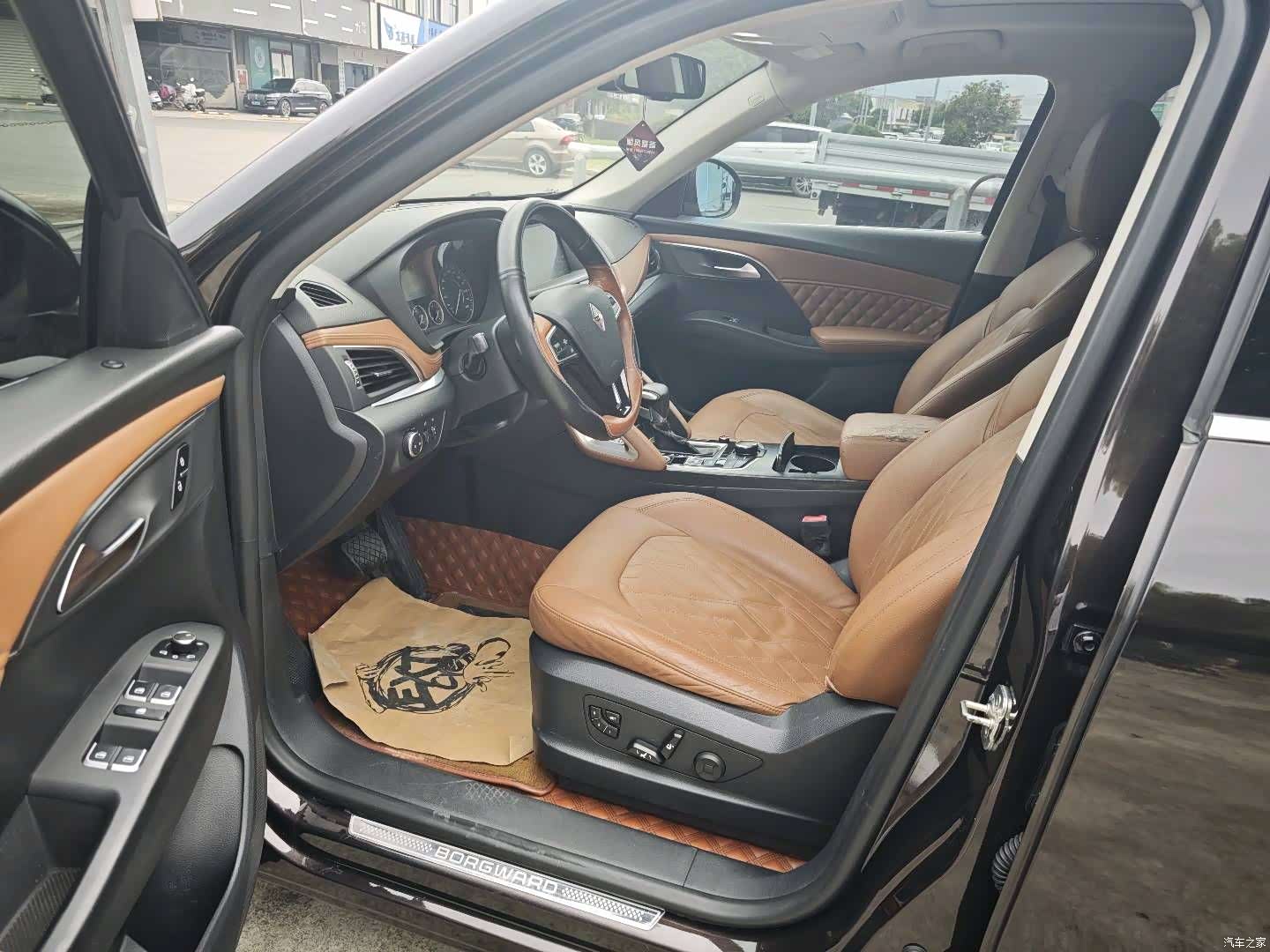 Borgward BX7, 2017 4