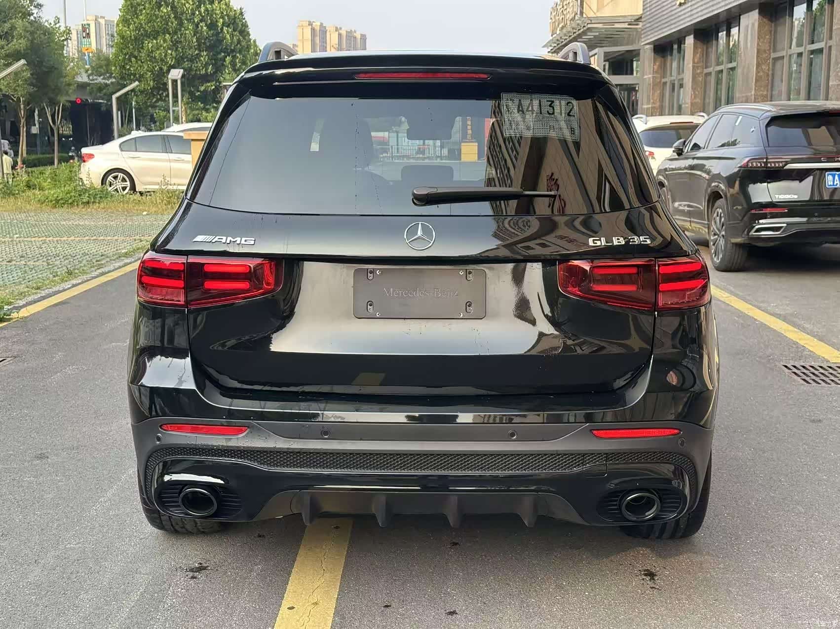 Mercedes-Benz GLB, 2025 все фото