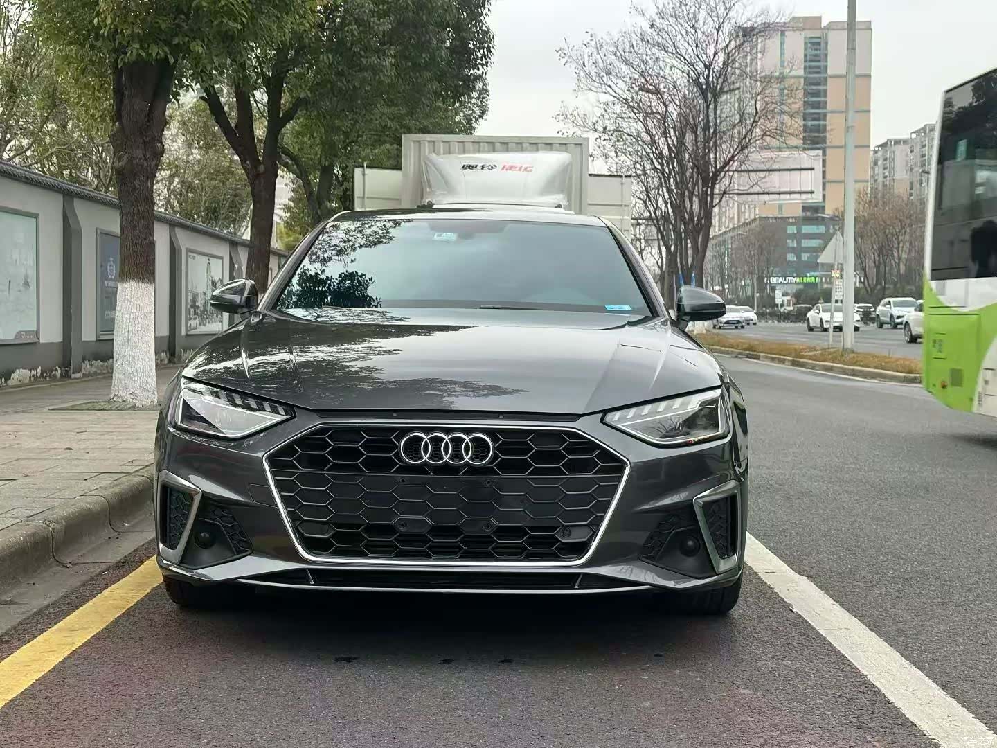 Audi A4L, 2022 2