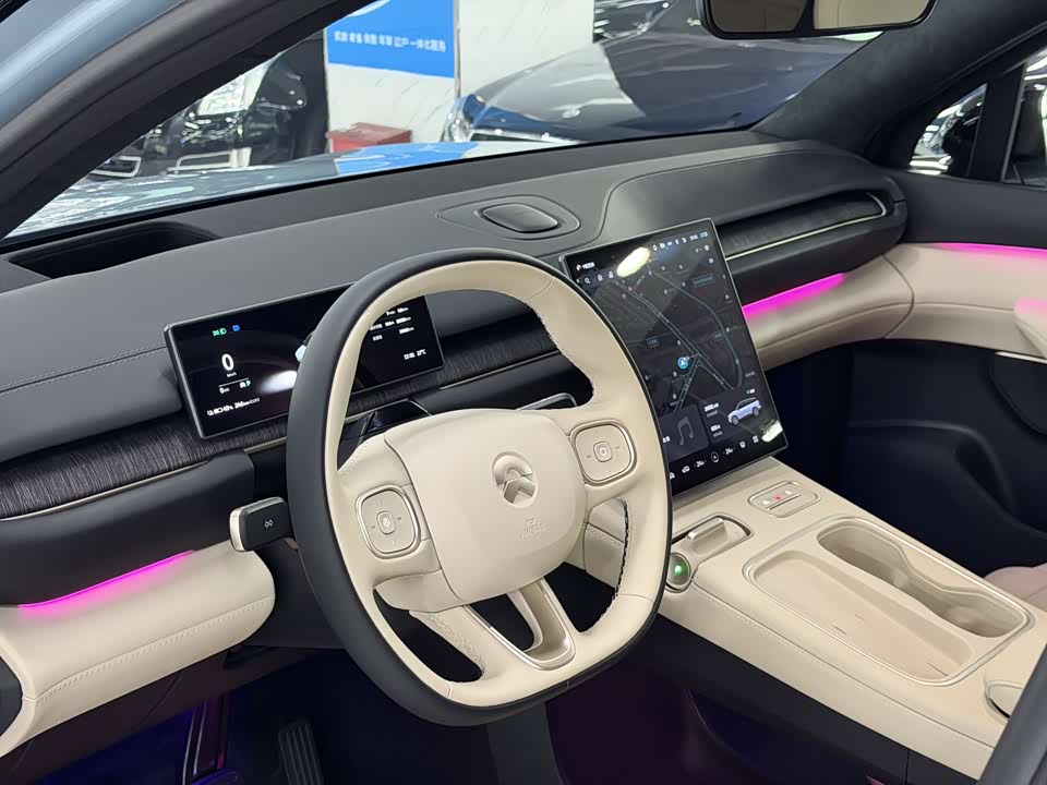 NIO ES6