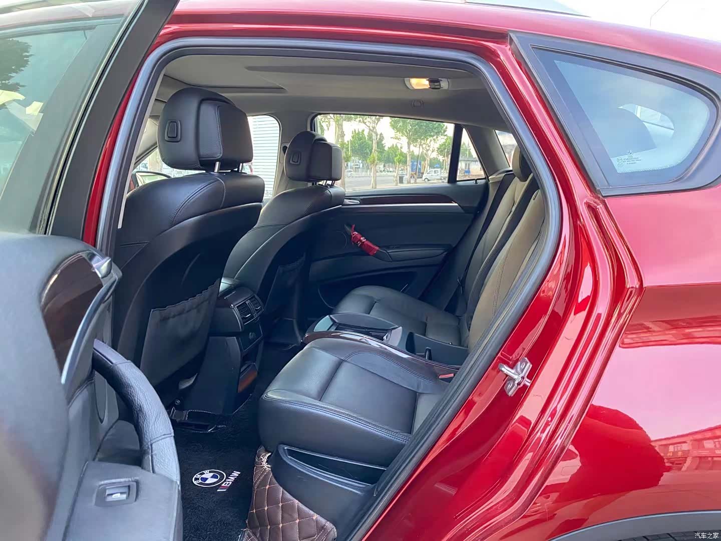 BMW X6, 2010 7