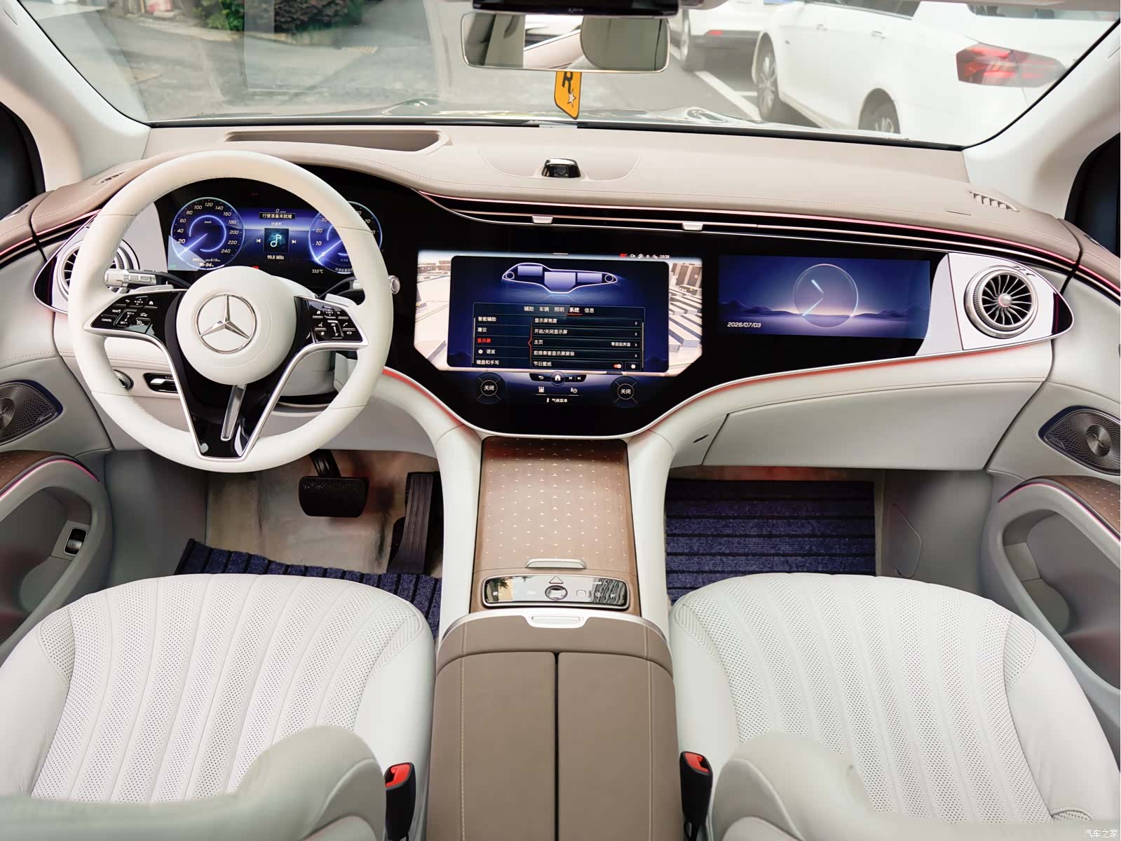 Mercedes-Benz EQS, 2023 14