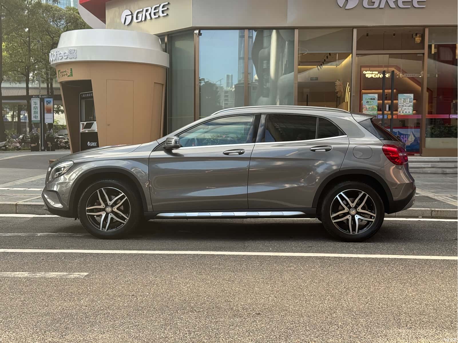 Mercedes-Benz GLA, 2016 9