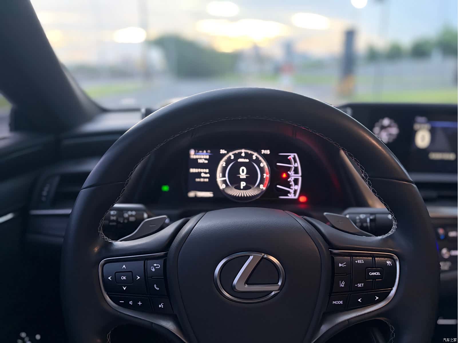 Lexus ES, 2019 6