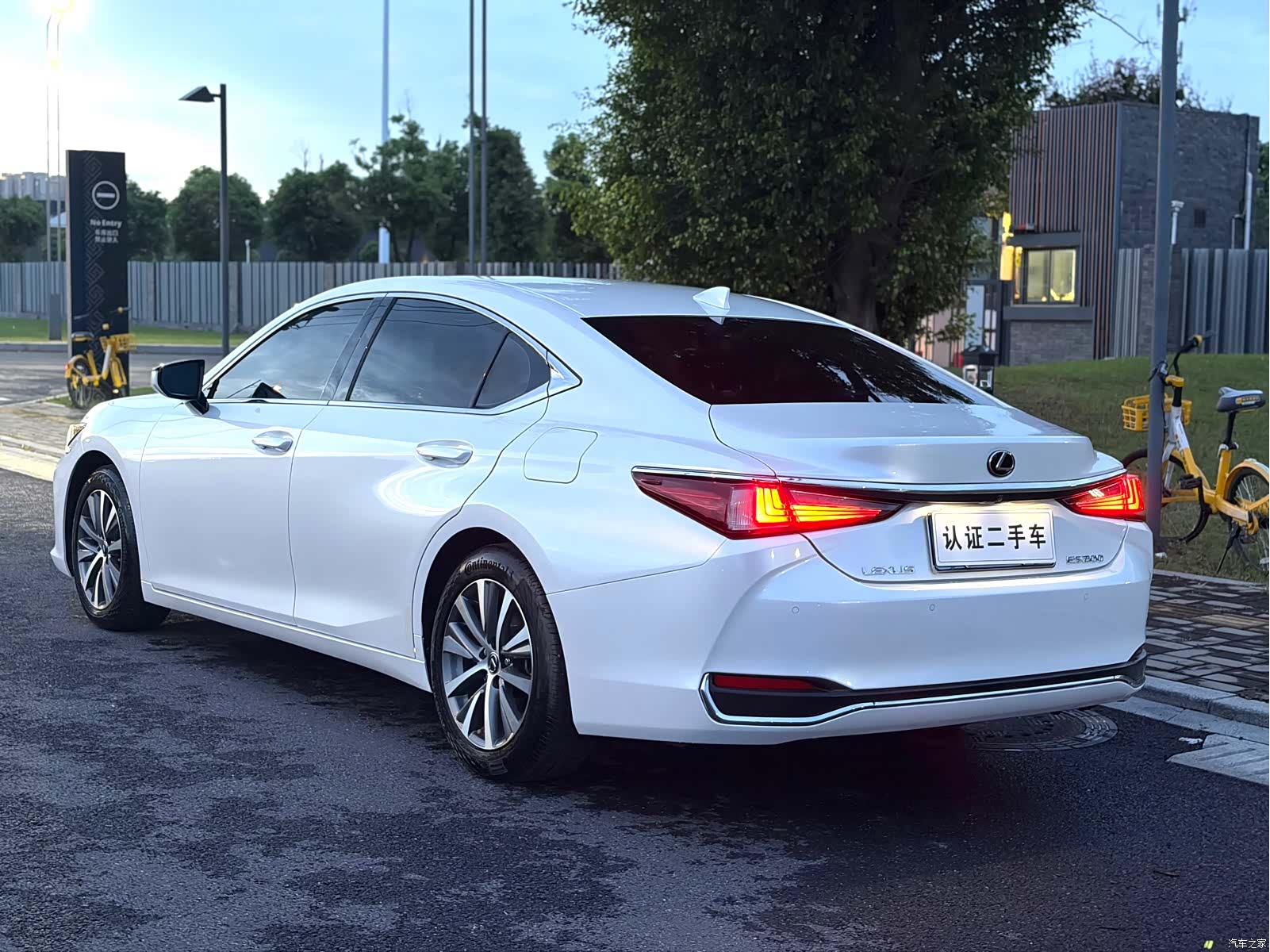 Lexus ES, 2019 20