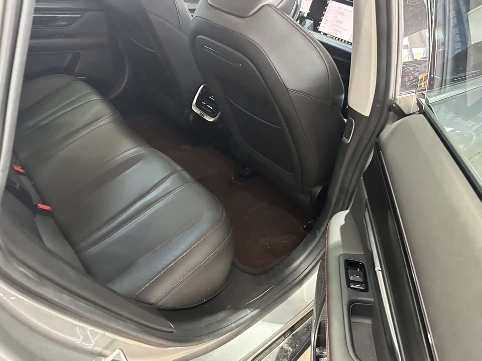 XPENG P7 XPENG P7
