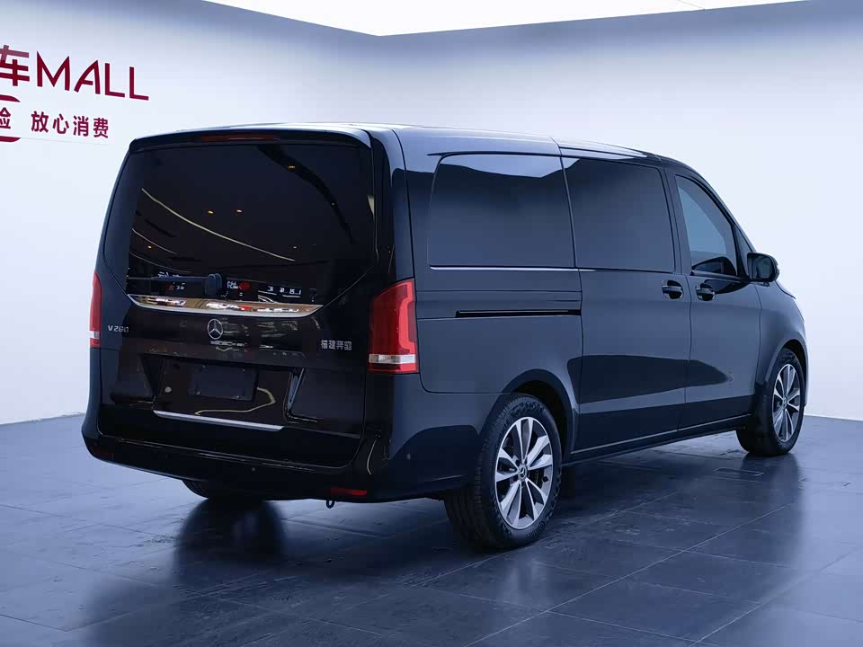 Mercedes-Benz V-class