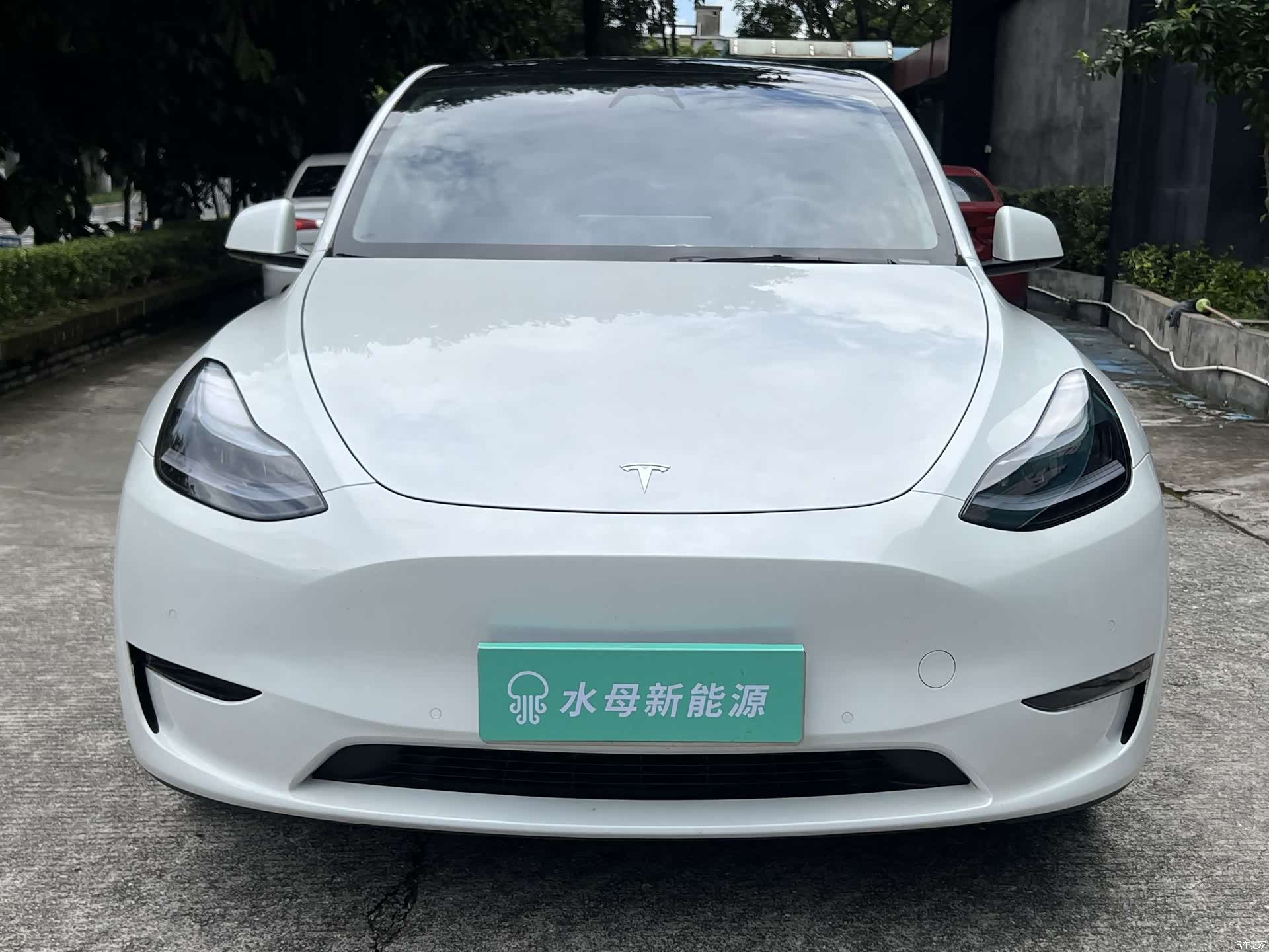 Tesla Model Y, 2023 2