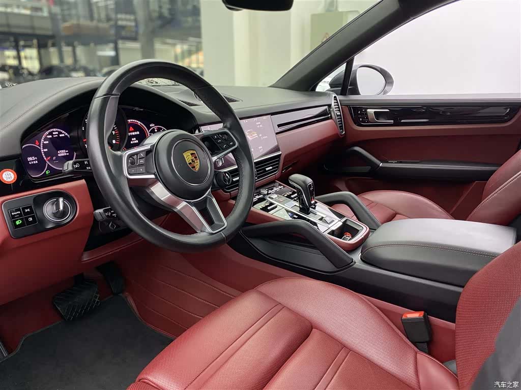 Porsche Cayenne, 2020 все фото