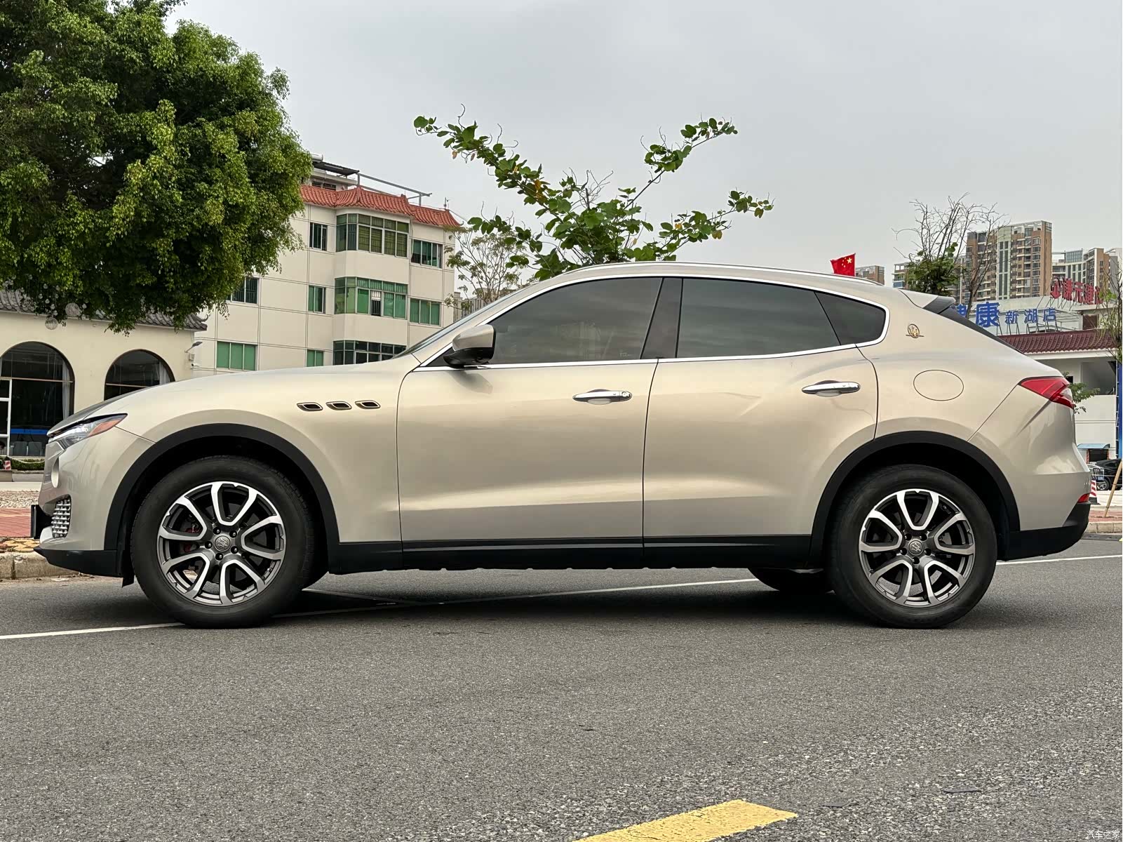 Maserati Levante, 2017 13