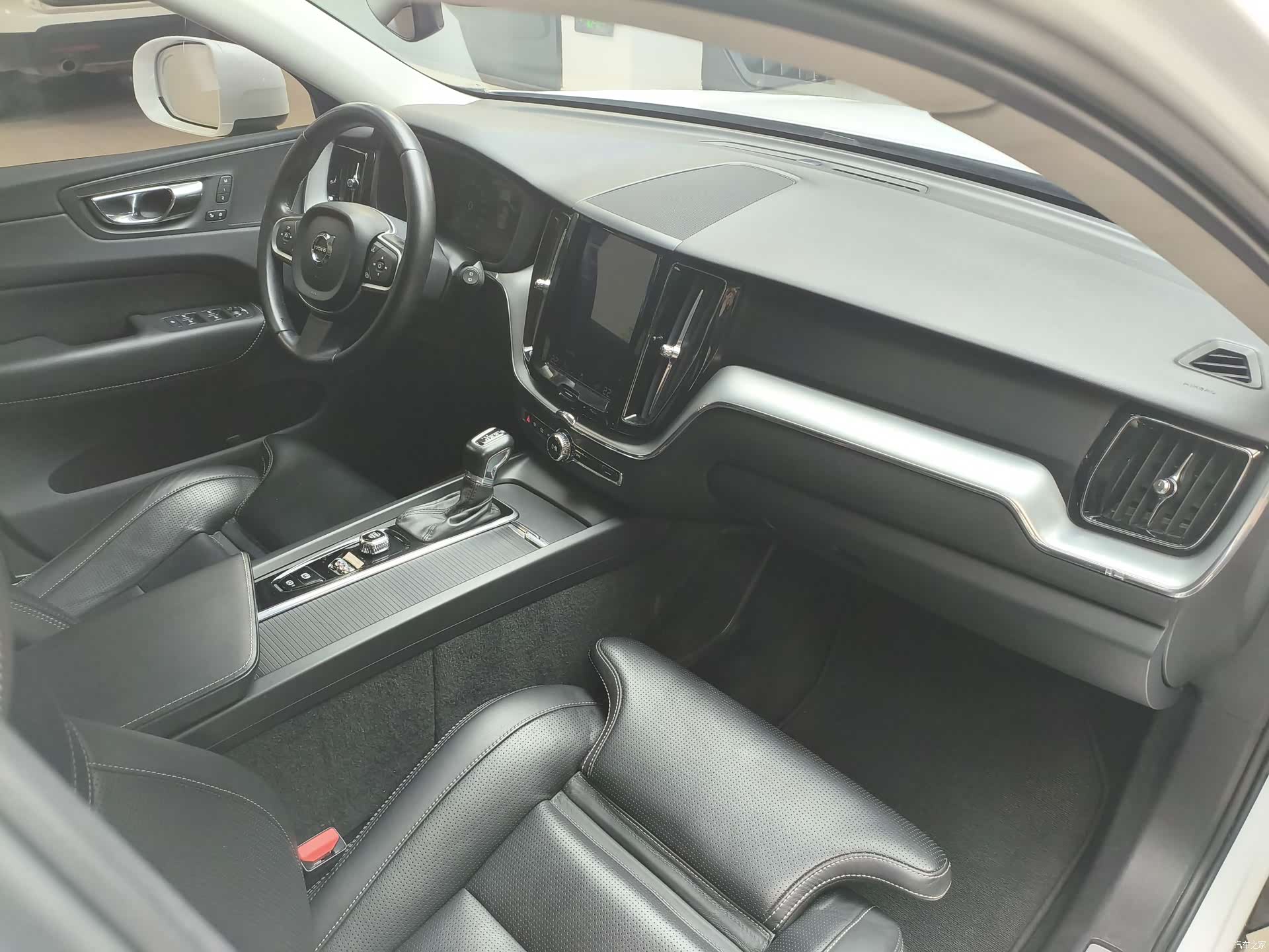 Volvo XC60, 2018 17