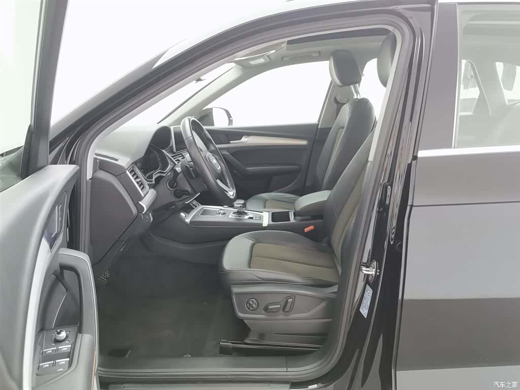 Audi Q5L, 2018 10